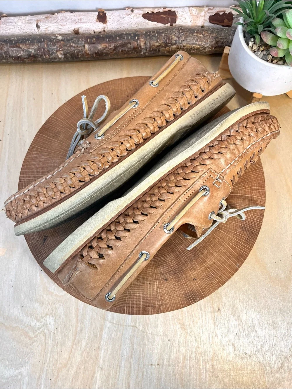 Sperry Gold Cup Tan Woven Leather Boat Shoes Size 9M Minty Clean
